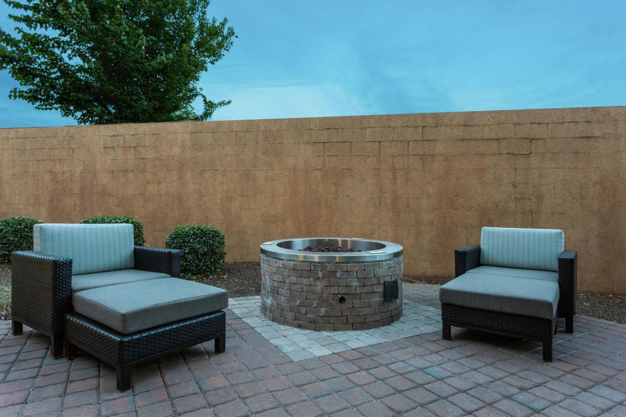 Hotel Courtyard By Marriott Rocky Mount Exterior foto